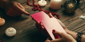 Psychic Online for Spiritual Consultation: Guidance, Reflection and Personal Insight